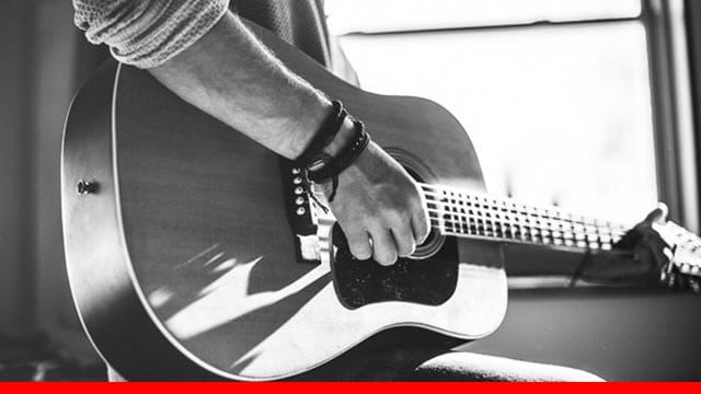Gitarre Musik studieren